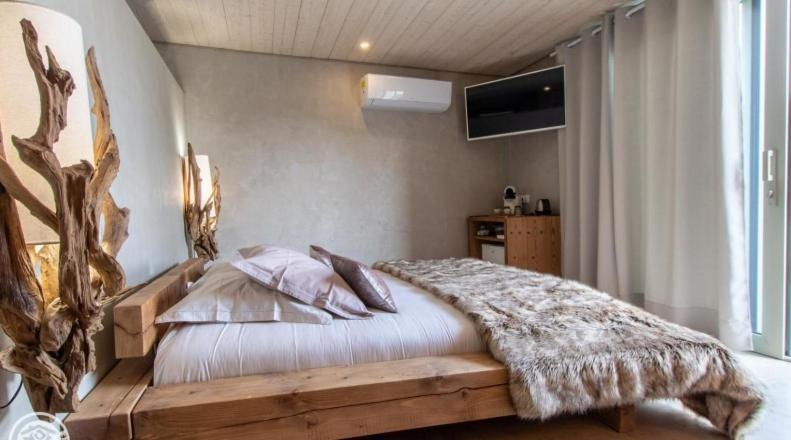 Le Paon Bleu Annecy Poisy Bed & Breakfast Exterior foto