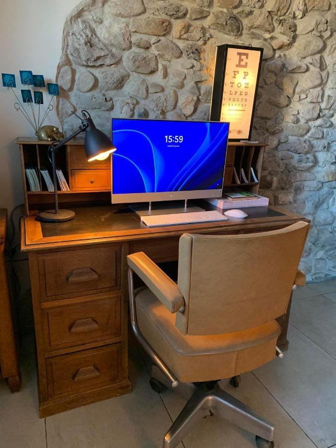 Le Paon Bleu Annecy Poisy Bed & Breakfast Exterior foto